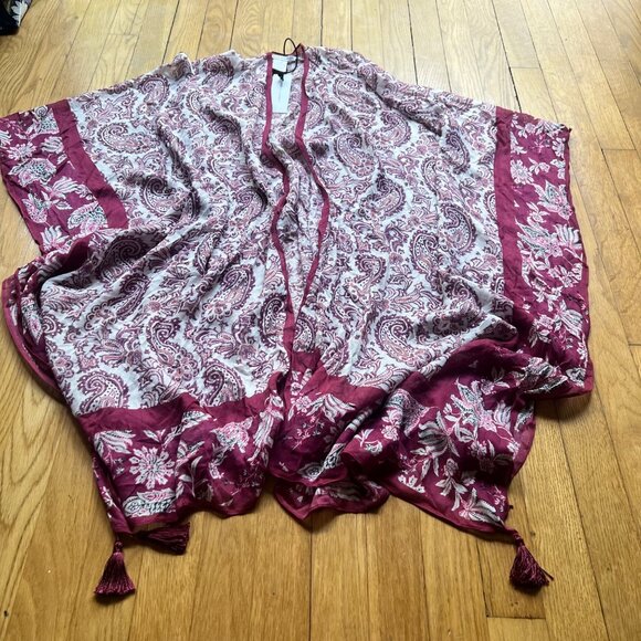 Rebecca Minkoff O/S NEW Pretty Paisley Ruana in Cherry Multicolor Cover Up Scarf - Picture 11 of 14